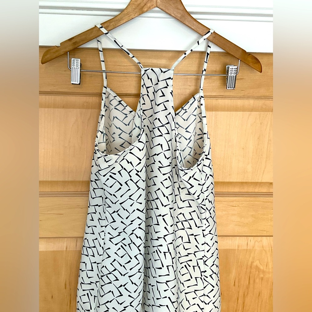 BR tank top, size XS, EUC - Picture 4 of 5
